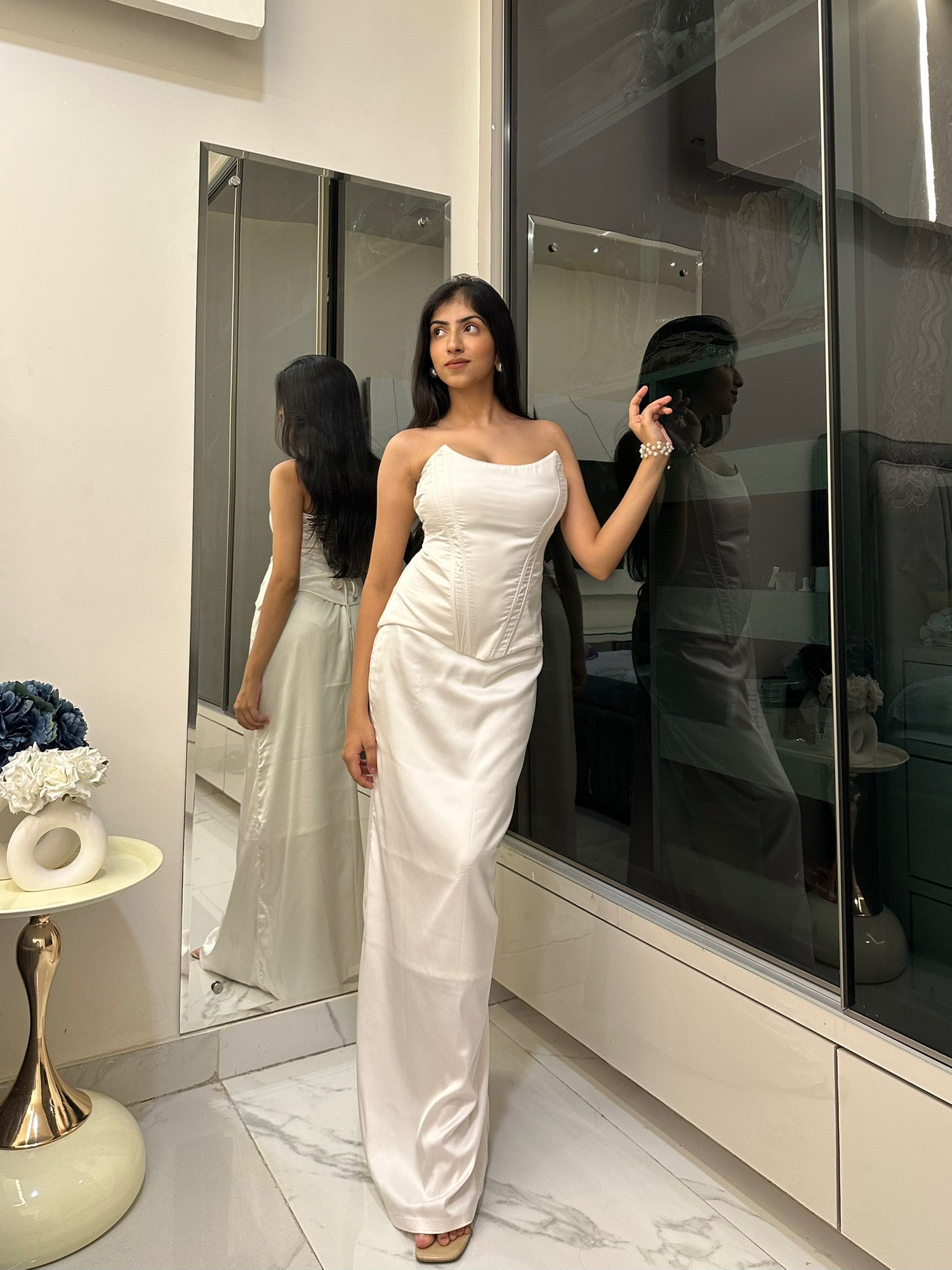 Monica O’ my darling - Royal Satin Set