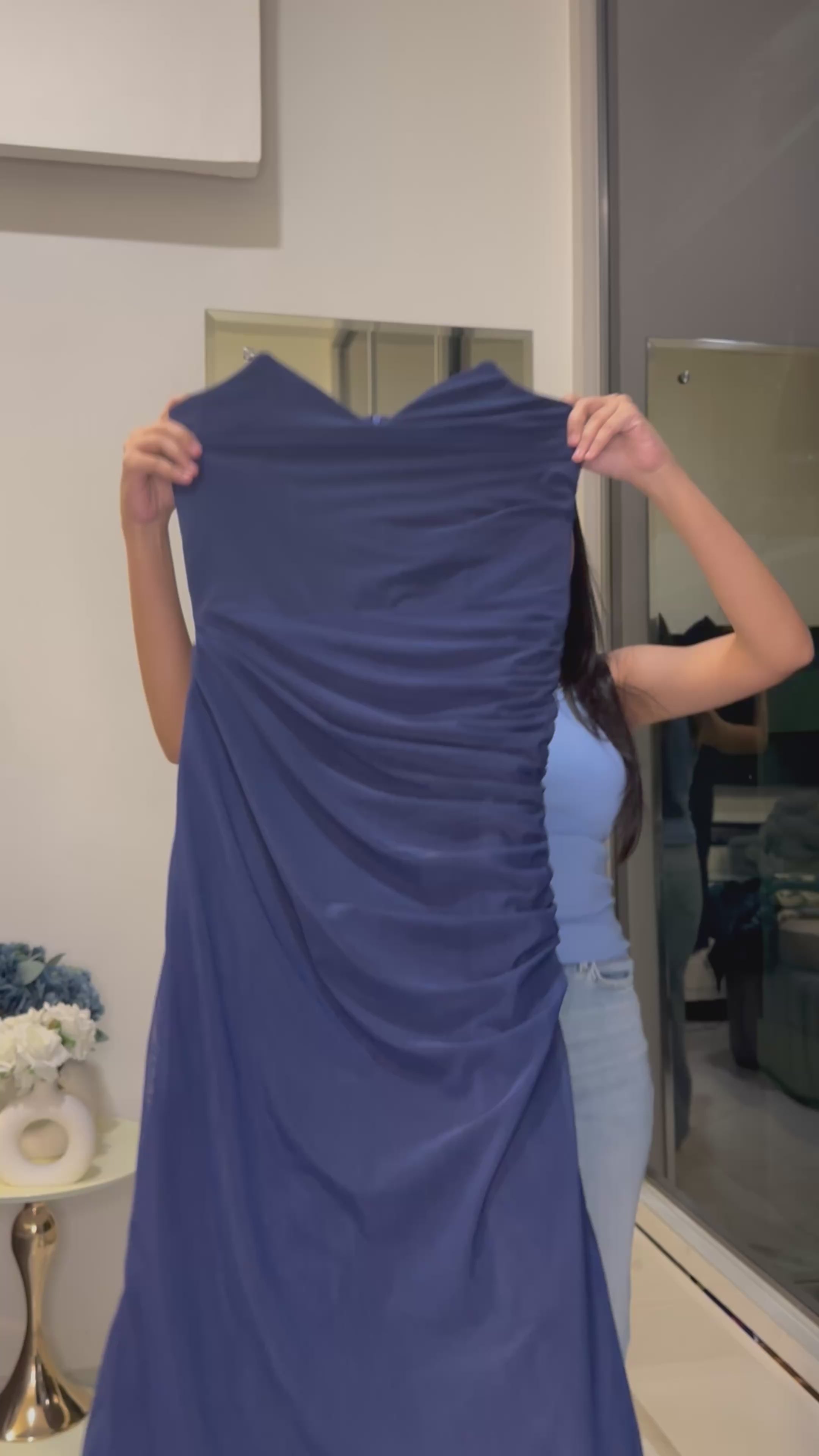 Load video: Prom Dress