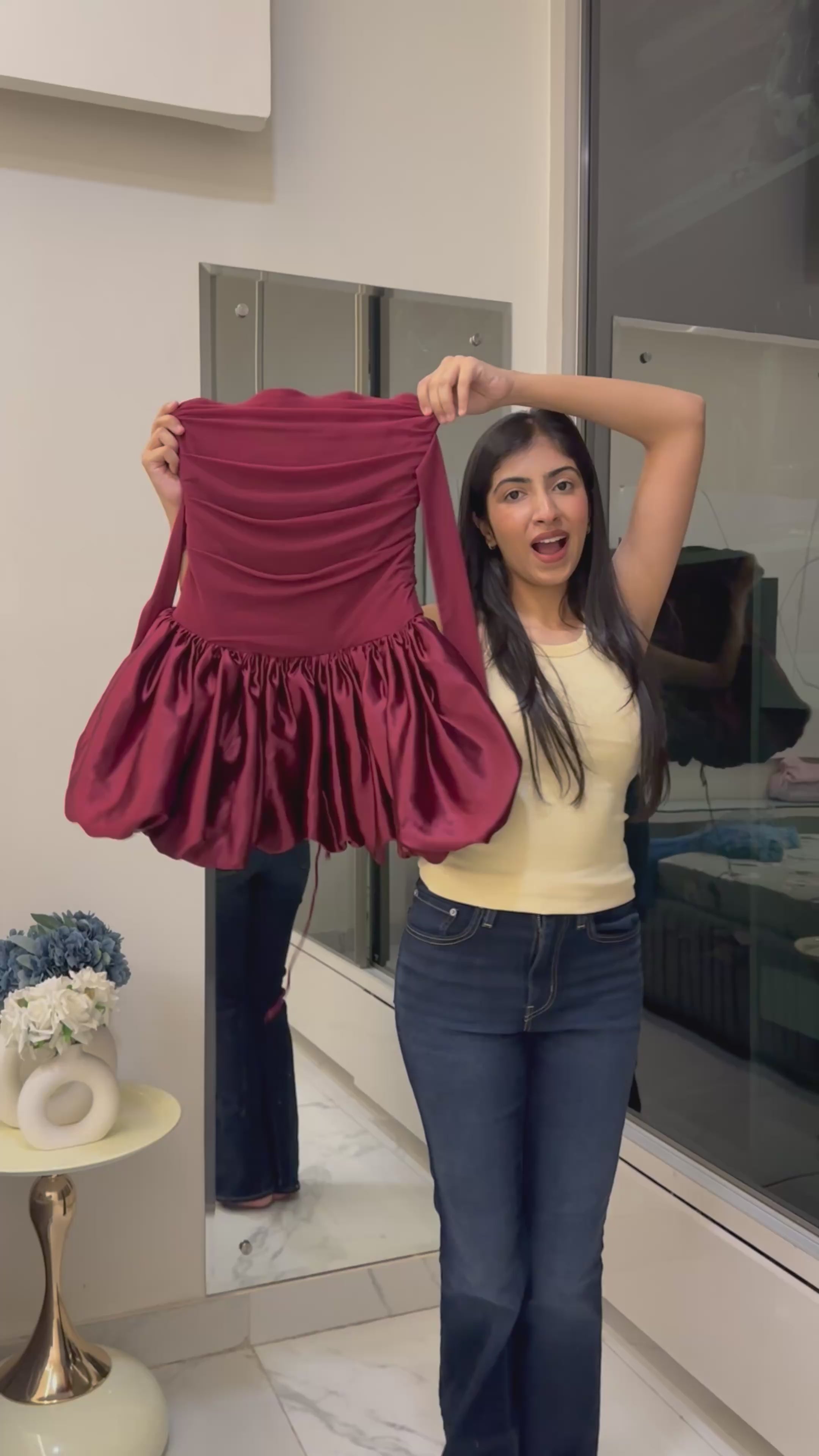 Load video: Balloon Dress
